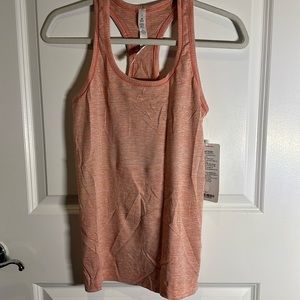 NWT Lululemon swiftly tank size 6